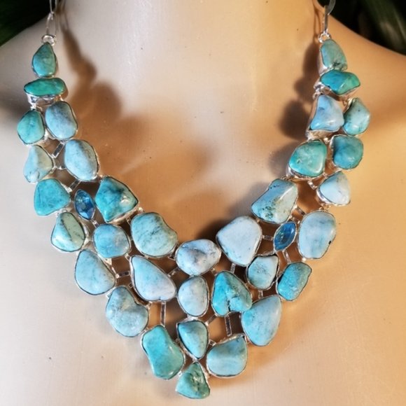 UNBRANDED Jewelry - Genuine Turquoise Statement Necklace NWOT!!!!